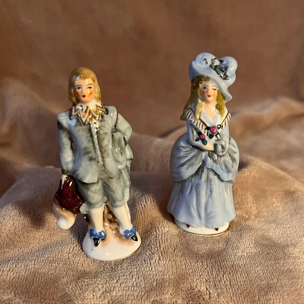 ANTIQUE Occupied Japan Porcelain Victorian Couple Figurines | Early 1900s German